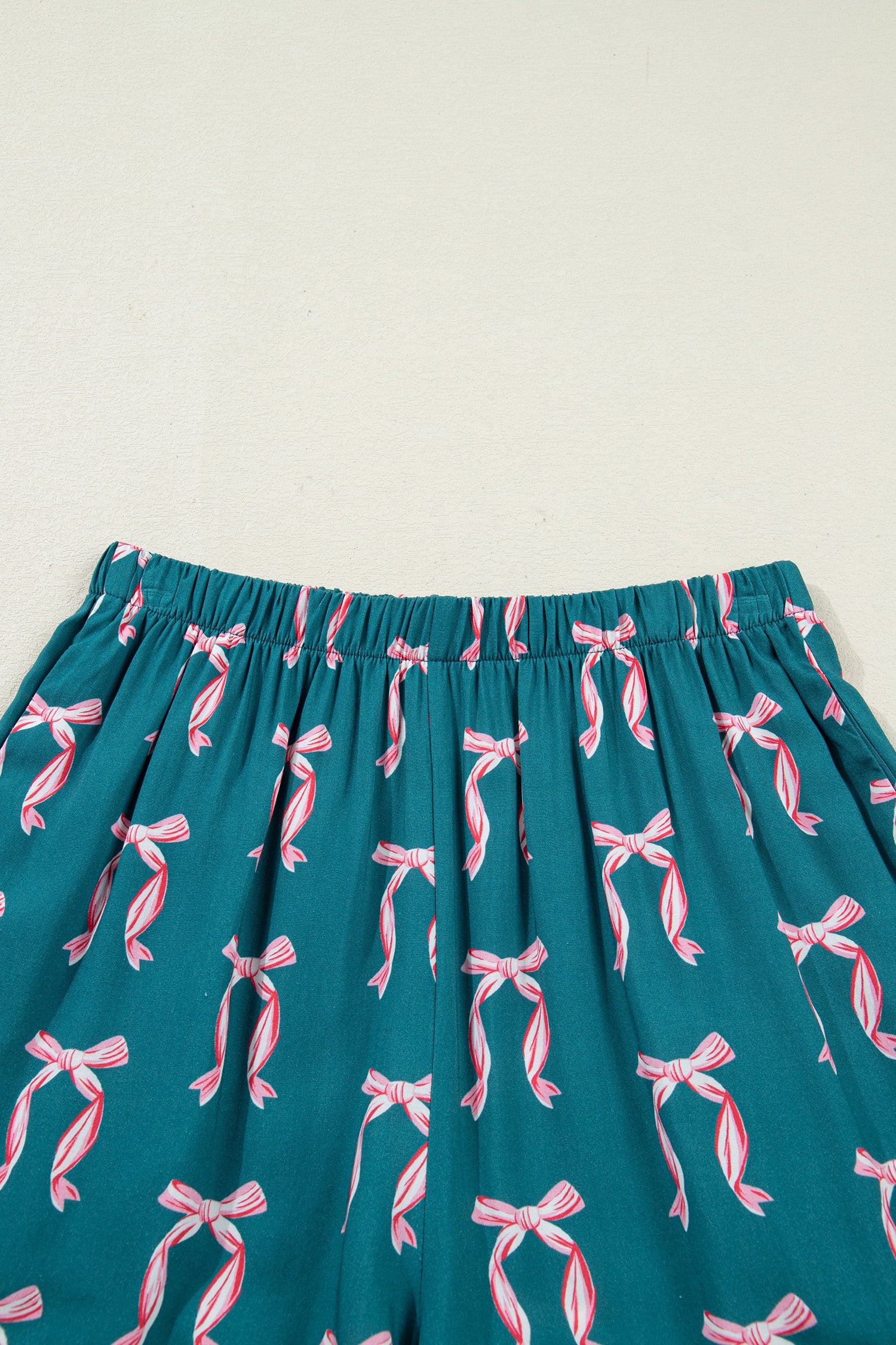 Green Ribbon Bow Print Silky Long Sleeve Shirt and Shorts 2pcs Pajama Set