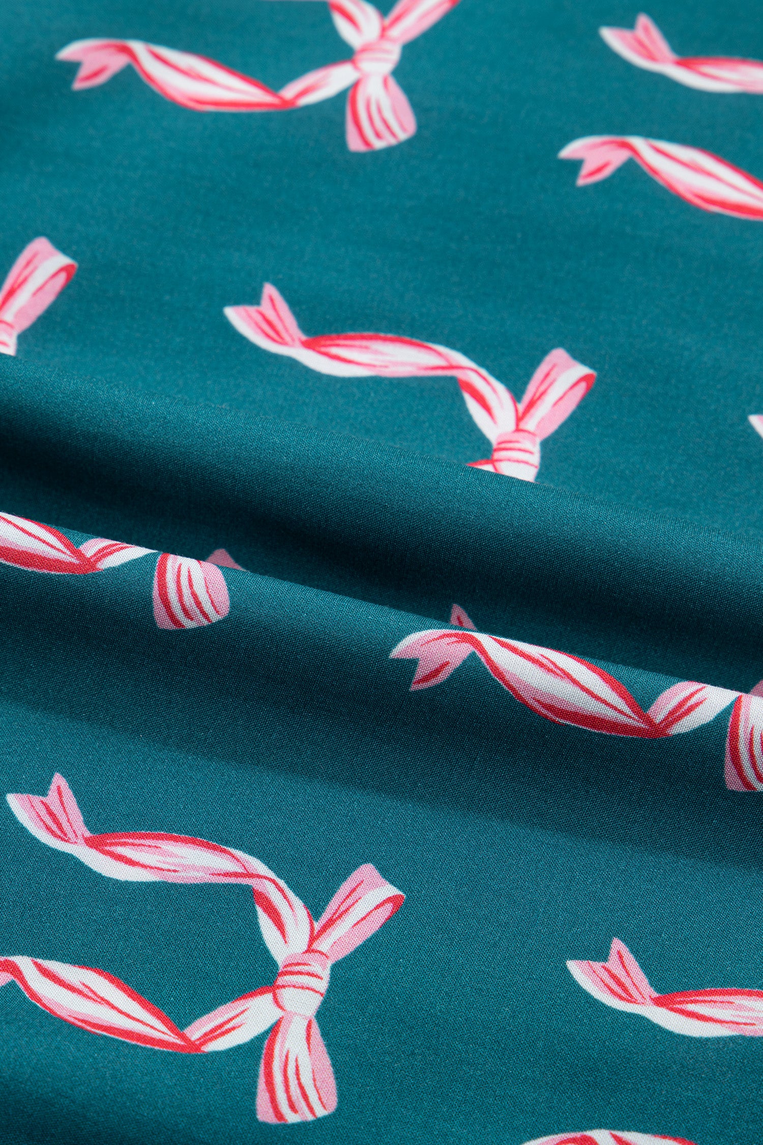 Green Ribbon Bow Print Silky Long Sleeve Shirt and Shorts 2pcs Pajama Set