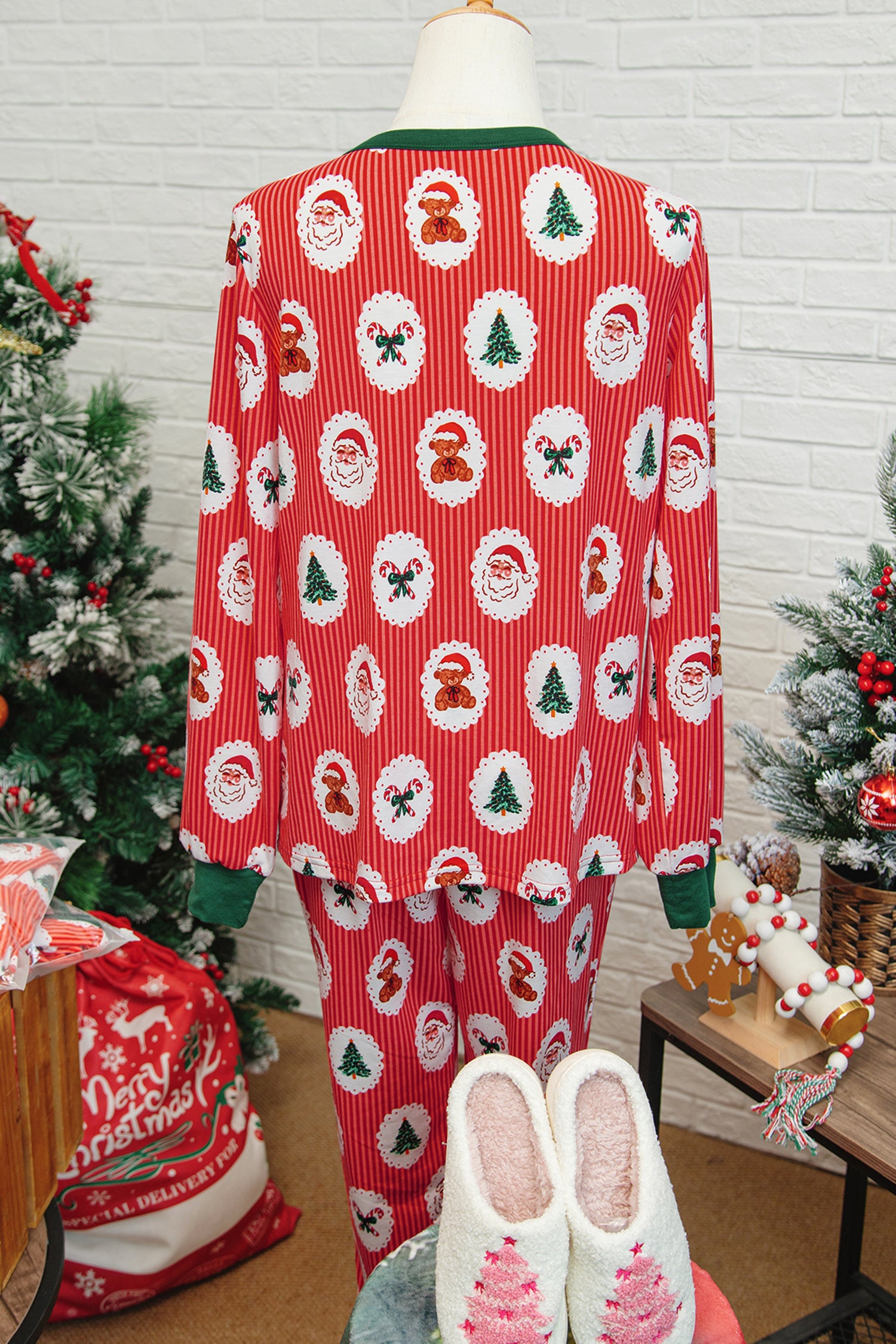 Red Stripe Christmas Fashion Print Henley V Neck Pullover and Jogger Pants 2 Piece Lounge Set